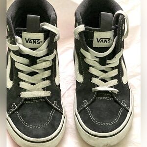 Kids Black Vans Sneakers